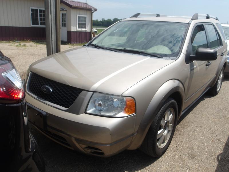 A70 - 2006 Ford Freestyle SE