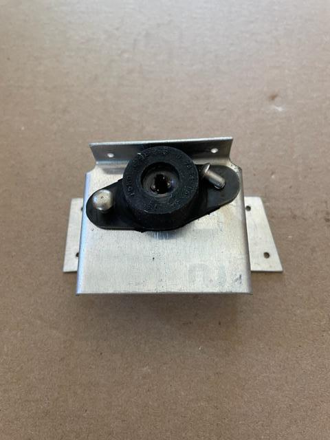 Cessna 150 Cowl Shock Mount Assembly. New Old Stock.