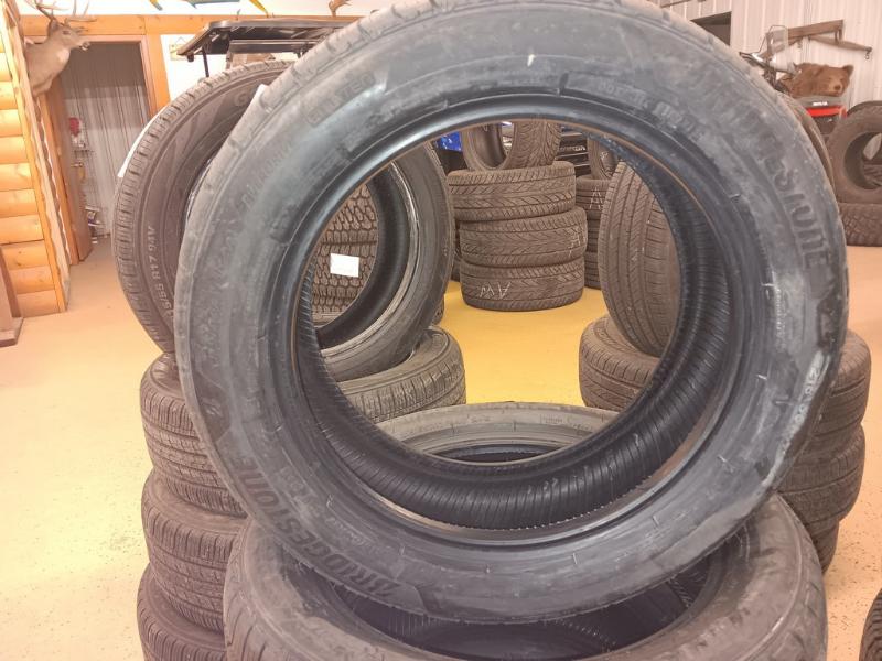 215/55R17 Bridgestone Turanza Everdrive Enliten Tires Set of 4