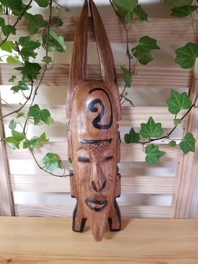 Face Mask Sculpture