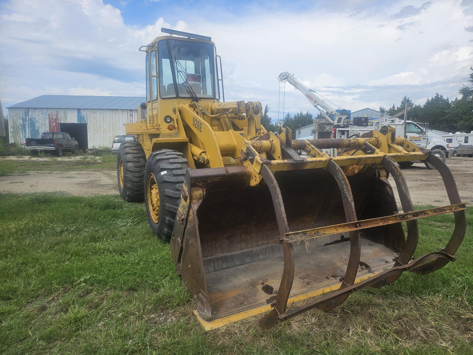 Caterpillar Front Loader
