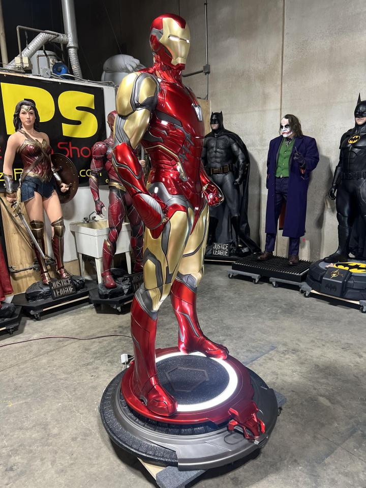 Avengers End Game Tony Stark with Interchangeable Heads