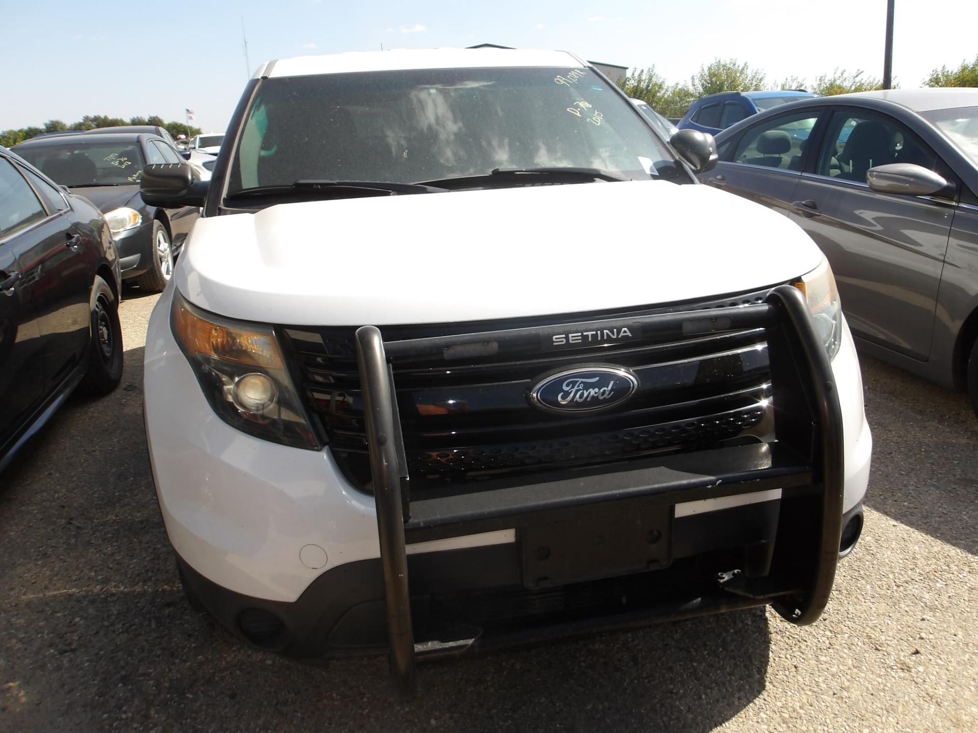 D78- 2015 FORD EXPLORER Police