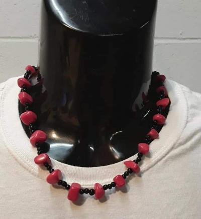 Red and Black Ceramic Beads Necklace