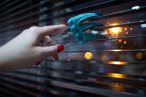 Blind Cleaning