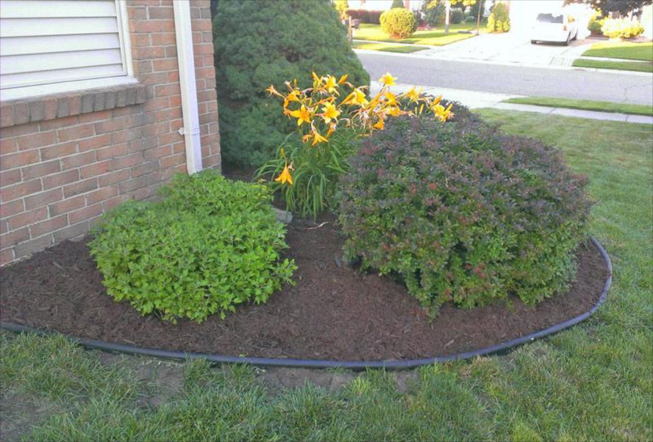 There's a Style of Landscape Edging for Everyone!