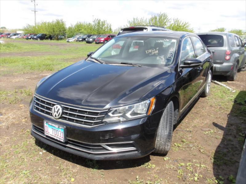 D152 2017 VOLKSWAGON PASSAT SE   *** Mechanics Special ***