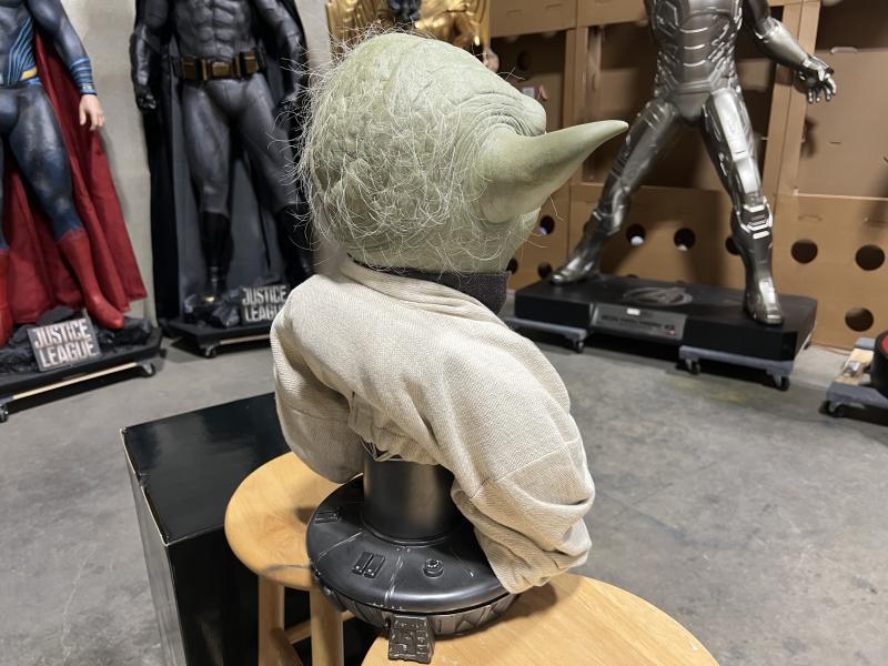 Life Size Sideshow Star Wars Yoda Bust