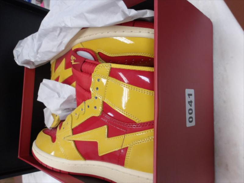 41 - Persona Shoes sz 9.5