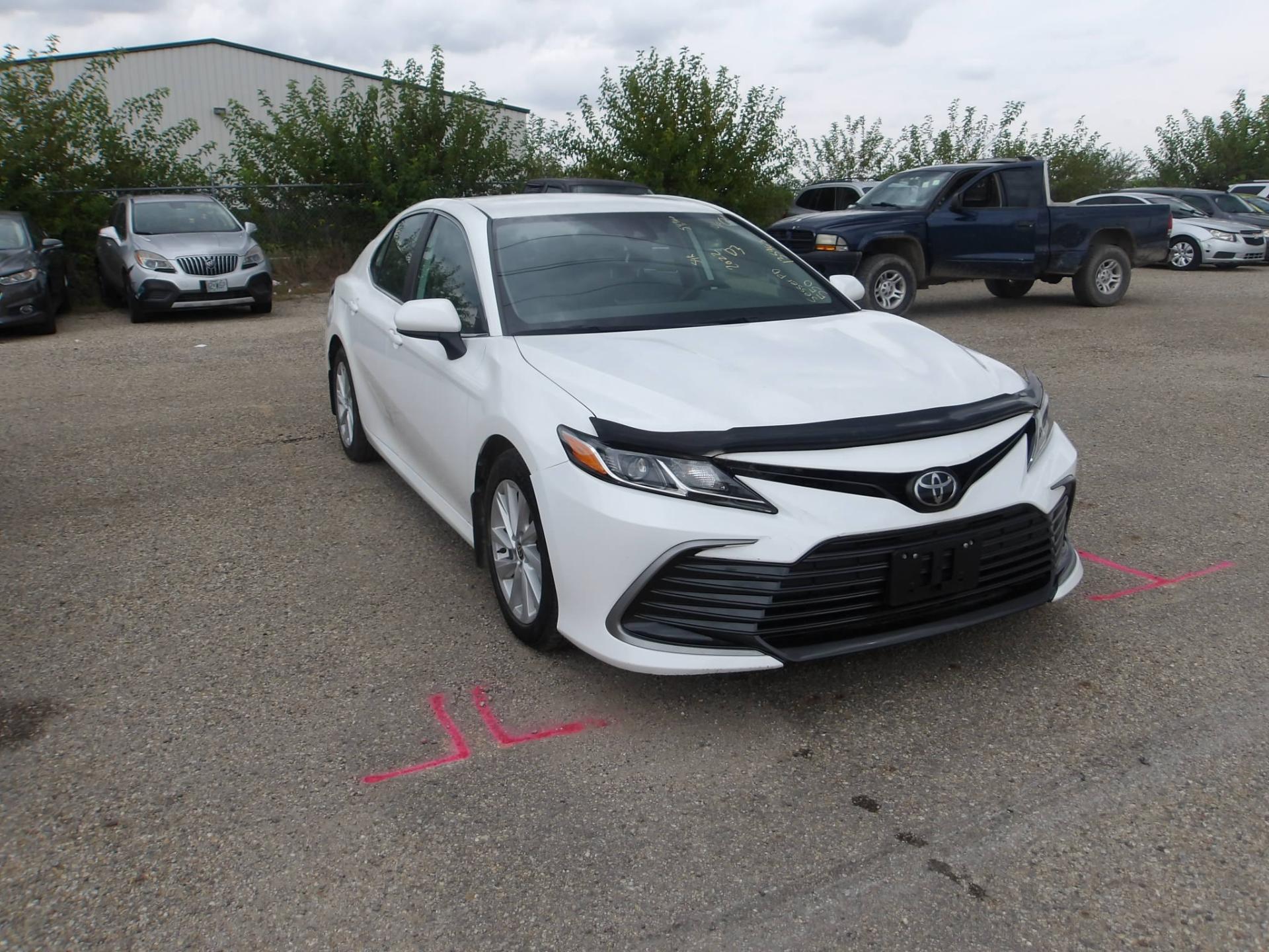 D3- 2022 TOYOTA CAMRY LE