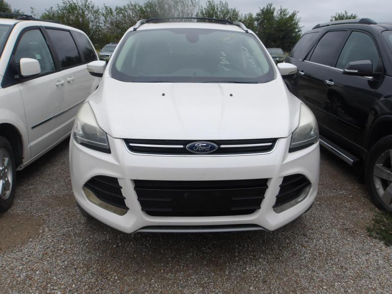 D26 - 2013 Ford Escape Titanium