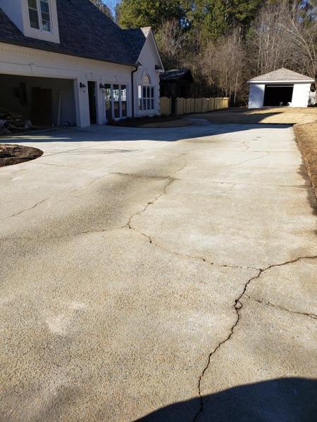 Driveway &amp; Concrete Cleaning