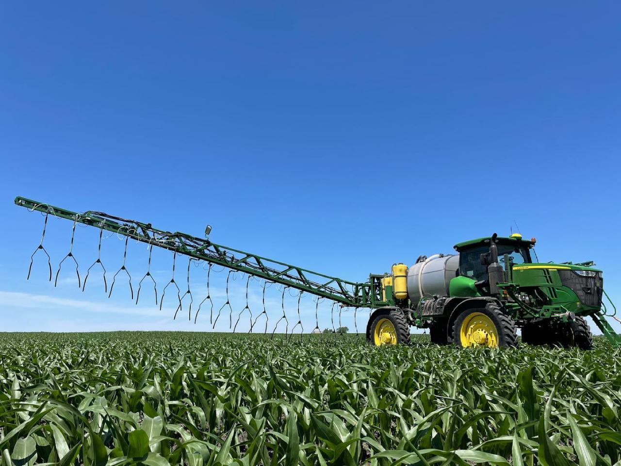 120' Boom; Every Row