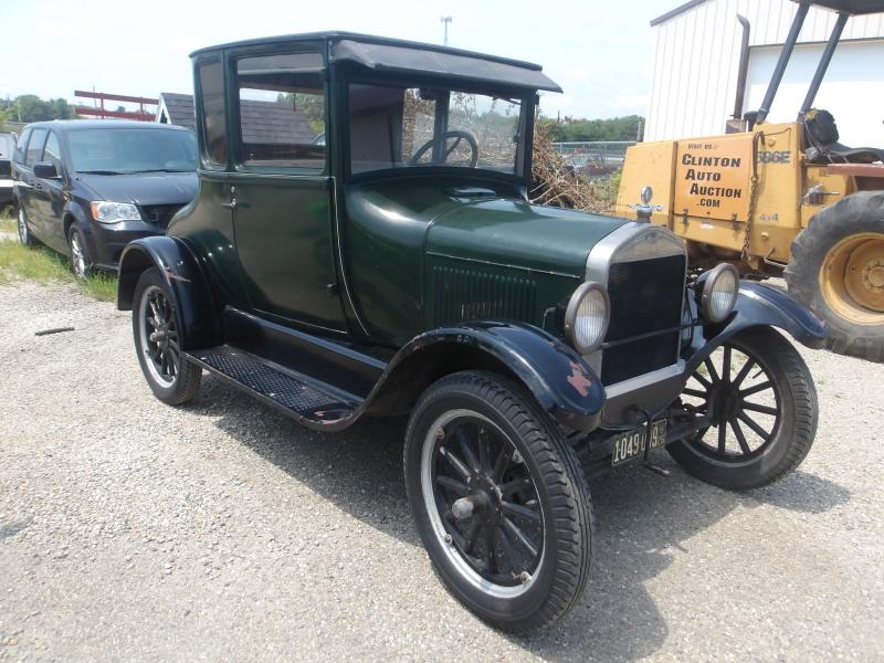 T18 - 1926 Ford Coupe