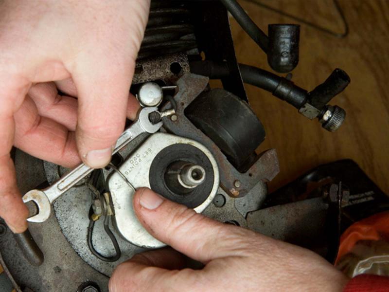 Small Engine Repair &ndash; From Lawn Mowers to Snow Blowers