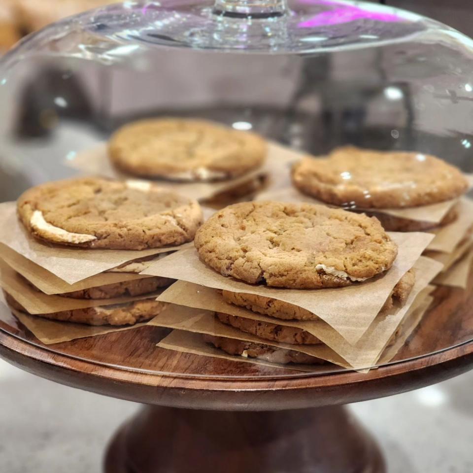 Fresh-Baked Cookies