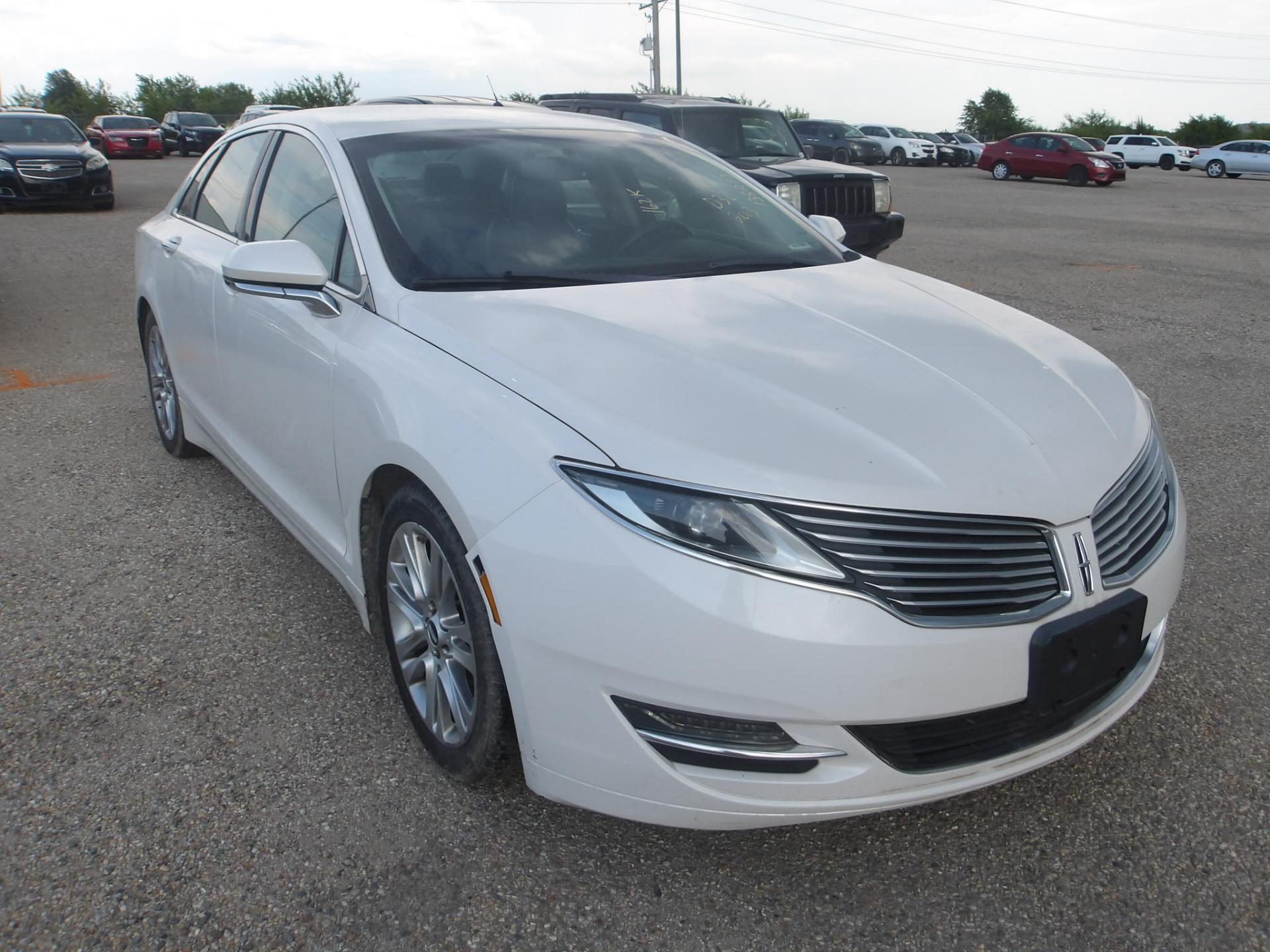 D32 - 2013 Lincoln MKZ