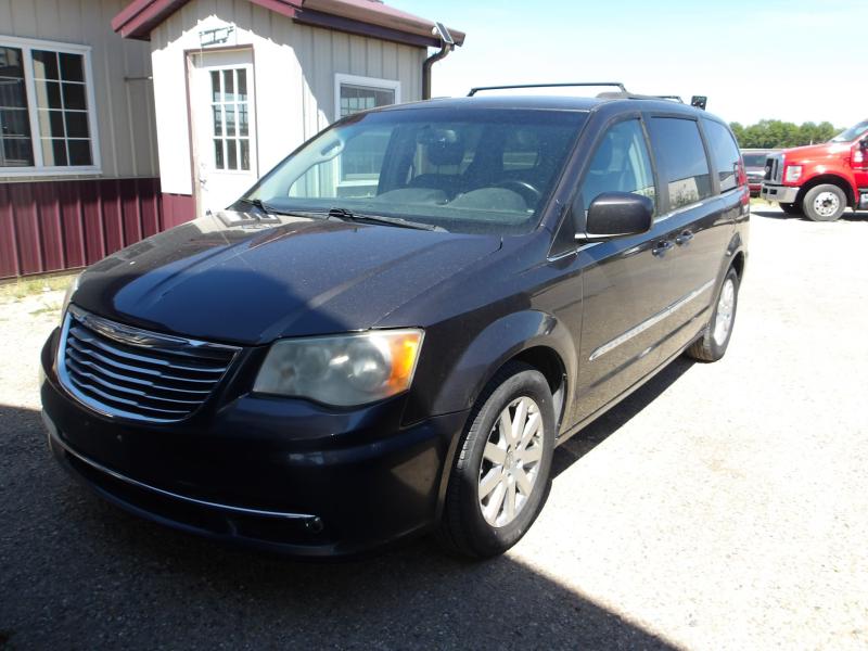 A28 - 2016 Chrysler Town & Country
