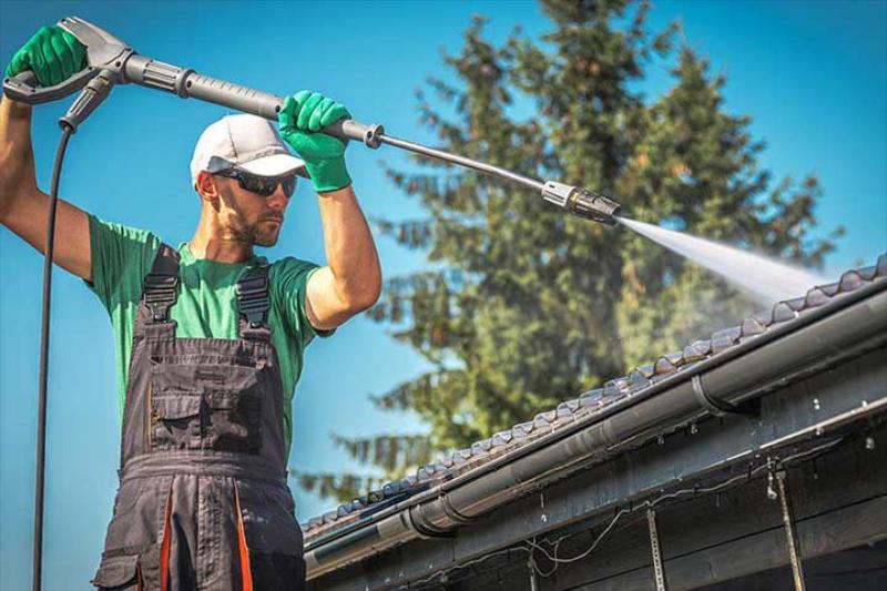 Gutter Cleaning &amp; Brightening