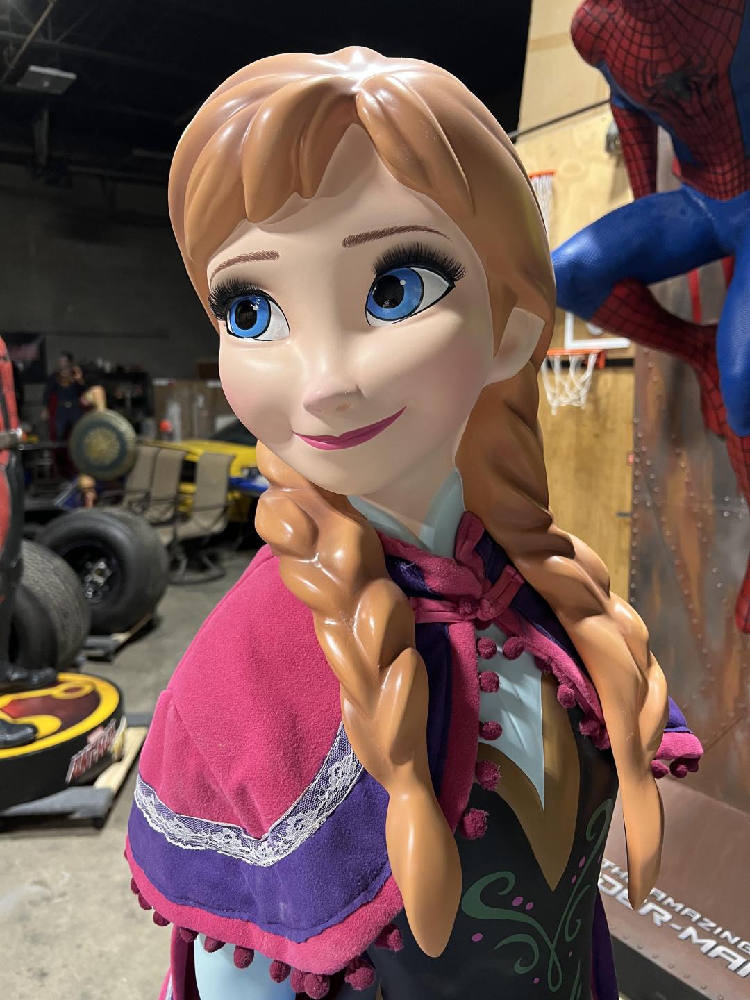 Life Size Frozen Anna, Elsa and Olaf