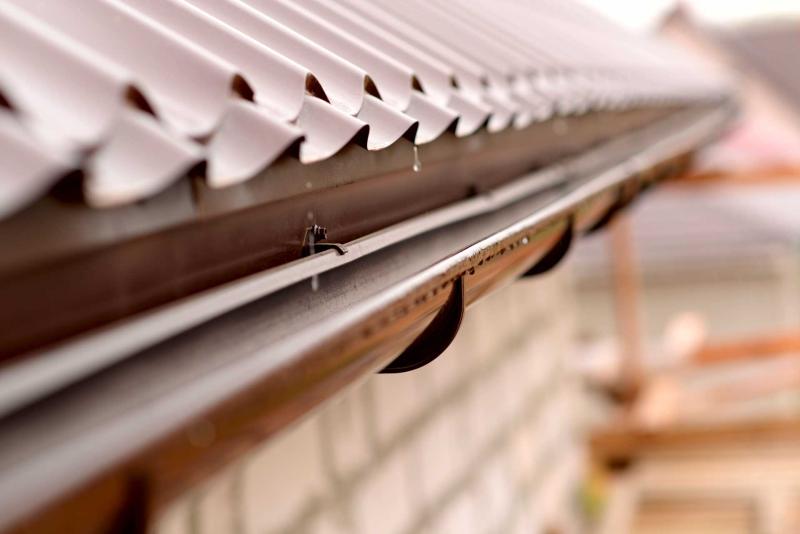 Gutter Cleaning &amp; Brightening