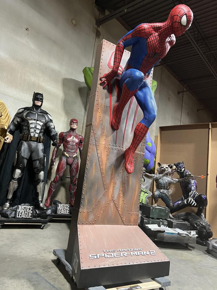 Life Size Marvel Amazing Spiderman 2 with Background Wall