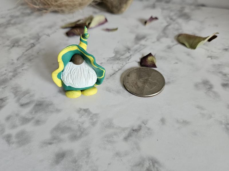 Green and Yellow Gnome