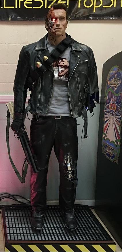 T2 Terminator Battle Damaged Arnold Schwarzenegger