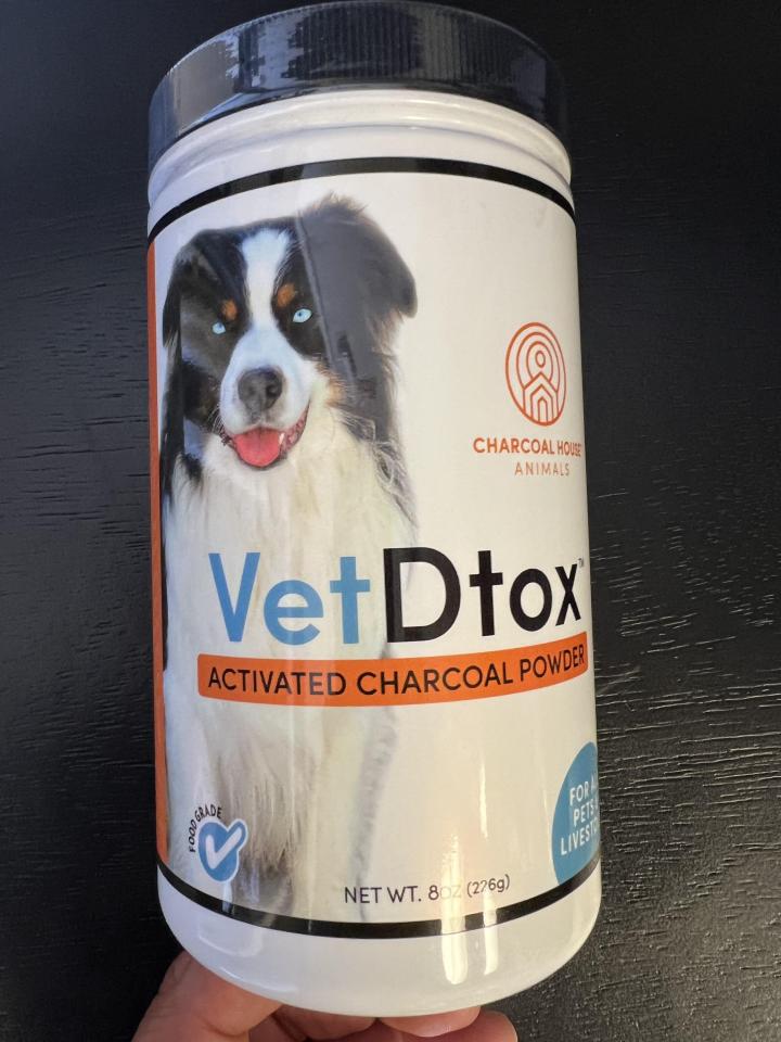 VetDtox activated charcoal powder