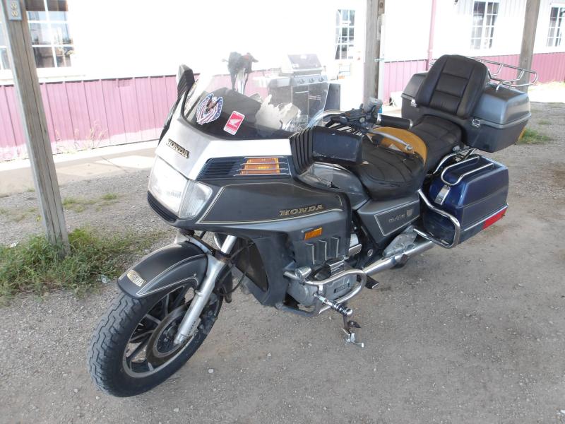 T1 - 1984 Honda GoldWing GL1200
