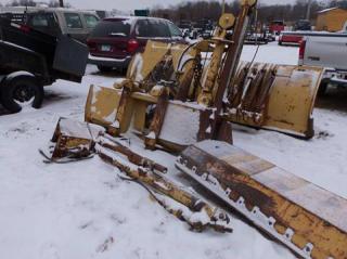 Cat Snowplow - Lot # J1188