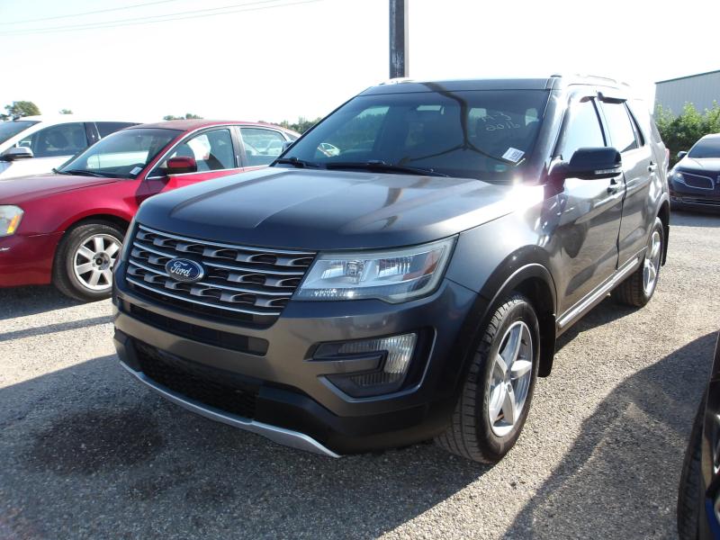 A3 - 2016 Ford Explorer XLT