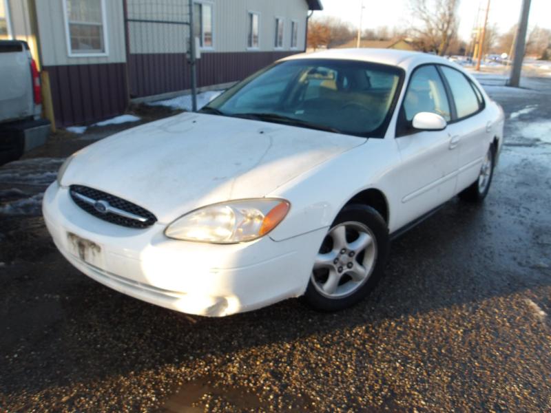 A62 - 2002 Ford Taurus SE