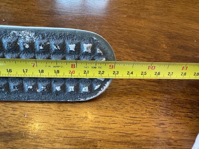 Cessna 150, 172 & 182 RIGHT Gear Leg Step With Mounting Bracket. Used.