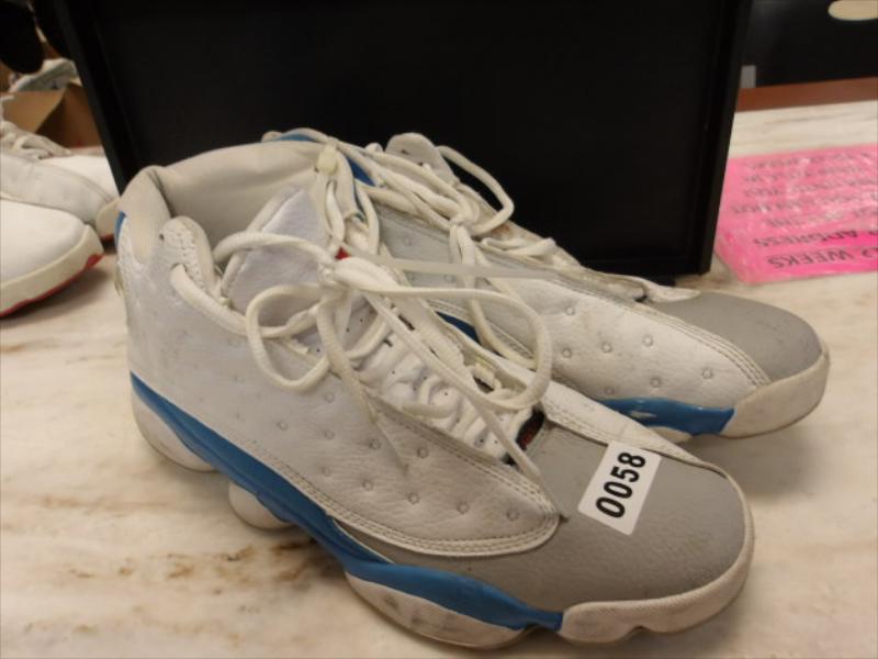 58 - Nike sz 11