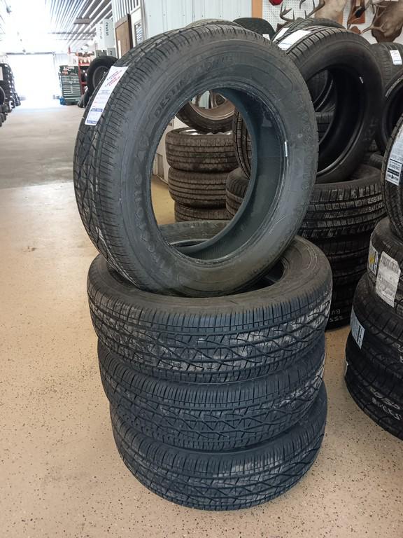 235/60R18 Firestone Destination LE3 Tires Set of 4