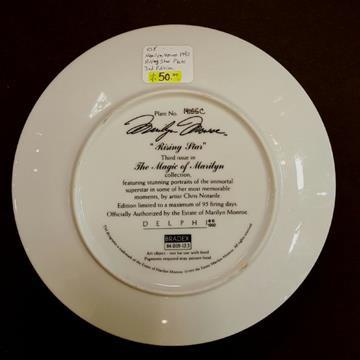 THE MAGIC OF MARILYN MONROE RISING STAR PLATE