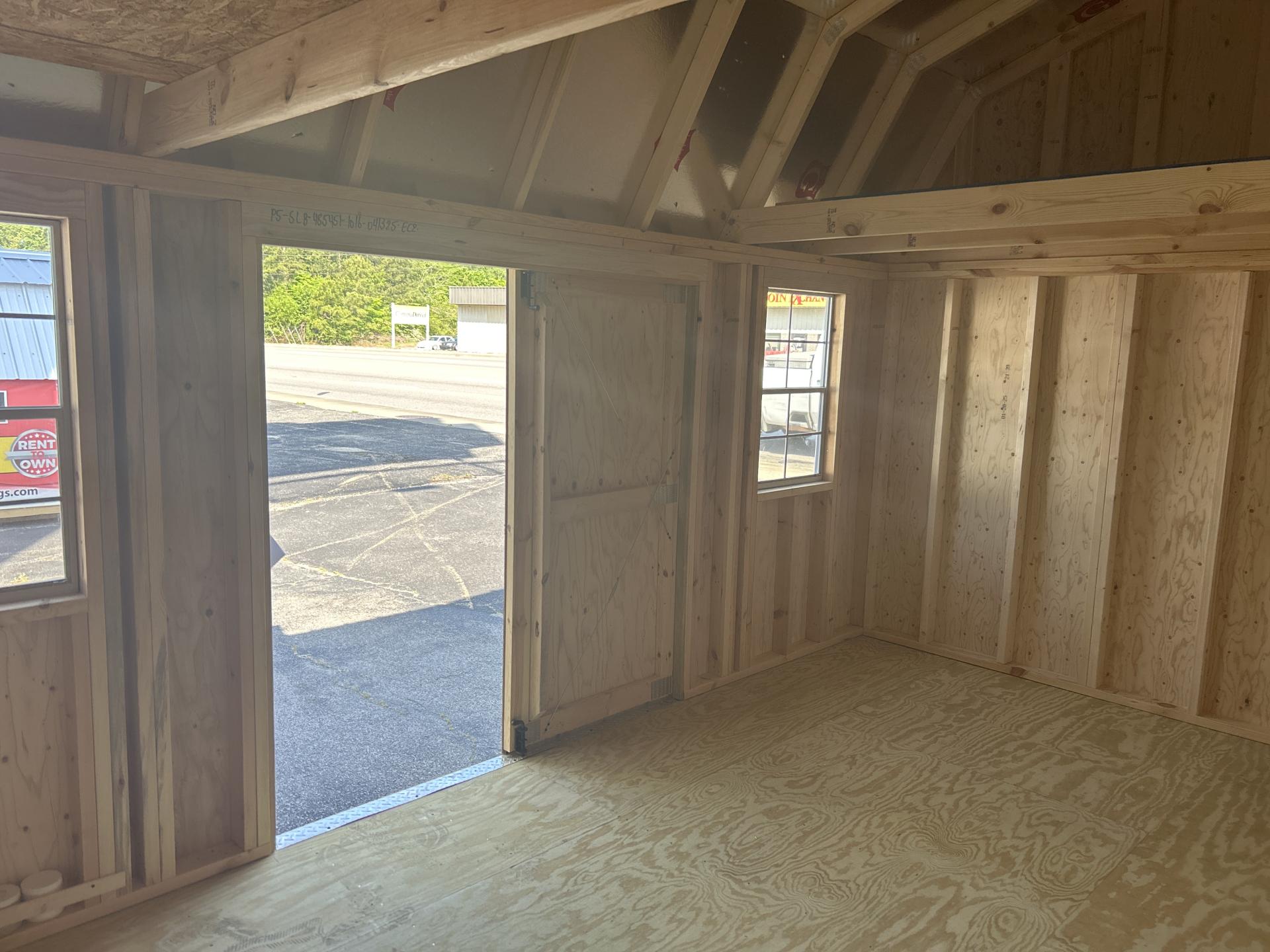 10x16 SIDE LOFTED BARN