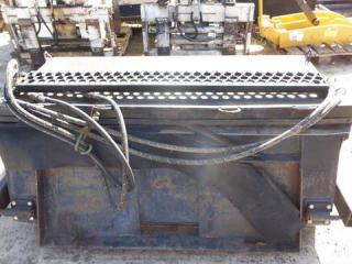 Bobcat Skid steer sweeper 5 ft - Lot # H1082