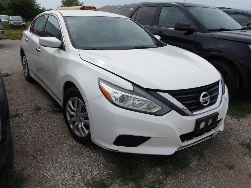 D17 - 2016 Nissan Altima