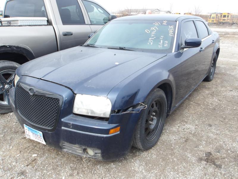 D97- 2006 CHRYSLER 300 ***MECHANICS SPECIAL** SEIZED BY THE ILLINOIS STATE POLICE