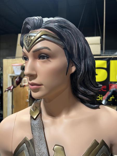 Life Size Justice League Wonderwoman
