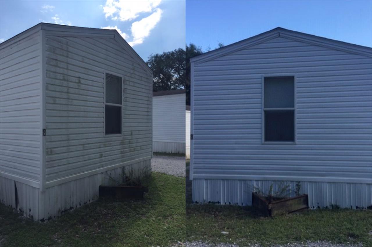 HOUSE WASHING & ROOF CLEANING