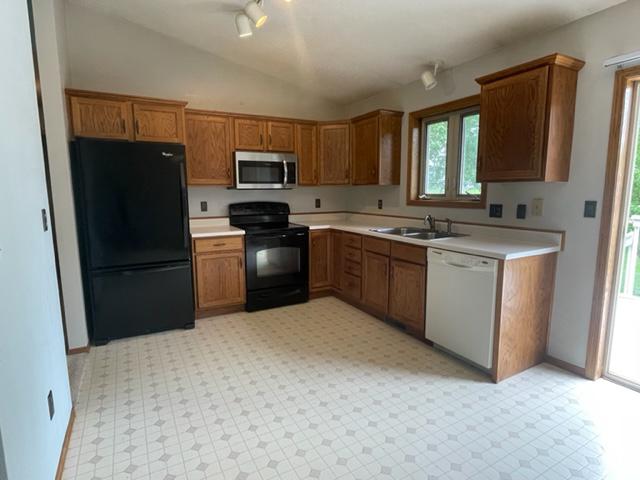 400 N Linwood Ct