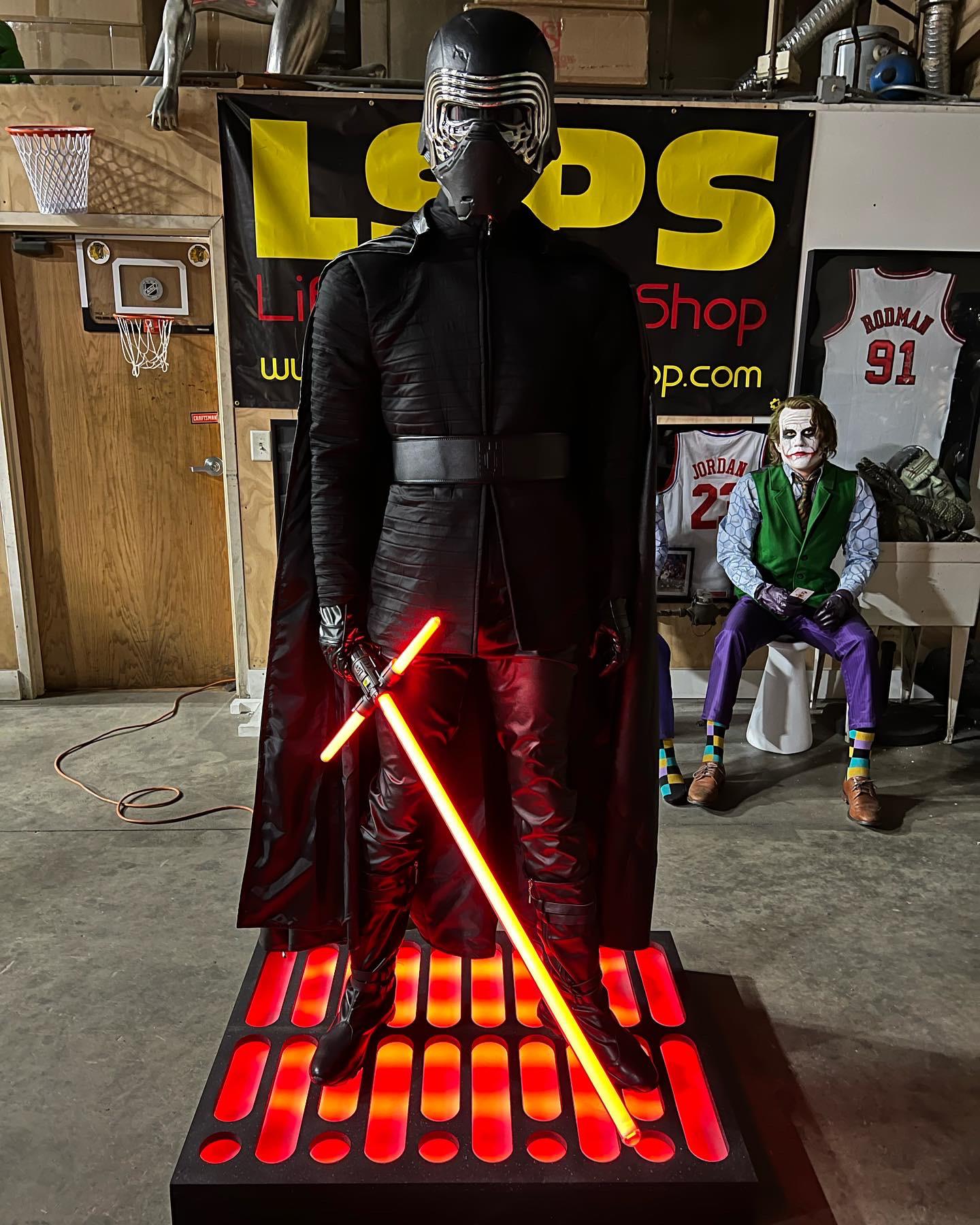 Star Wars VII: The Force Awakens Kylo Ren with Lightsaber Star Wars VII: The Force Awakens Kylo Ren with Lightsaber