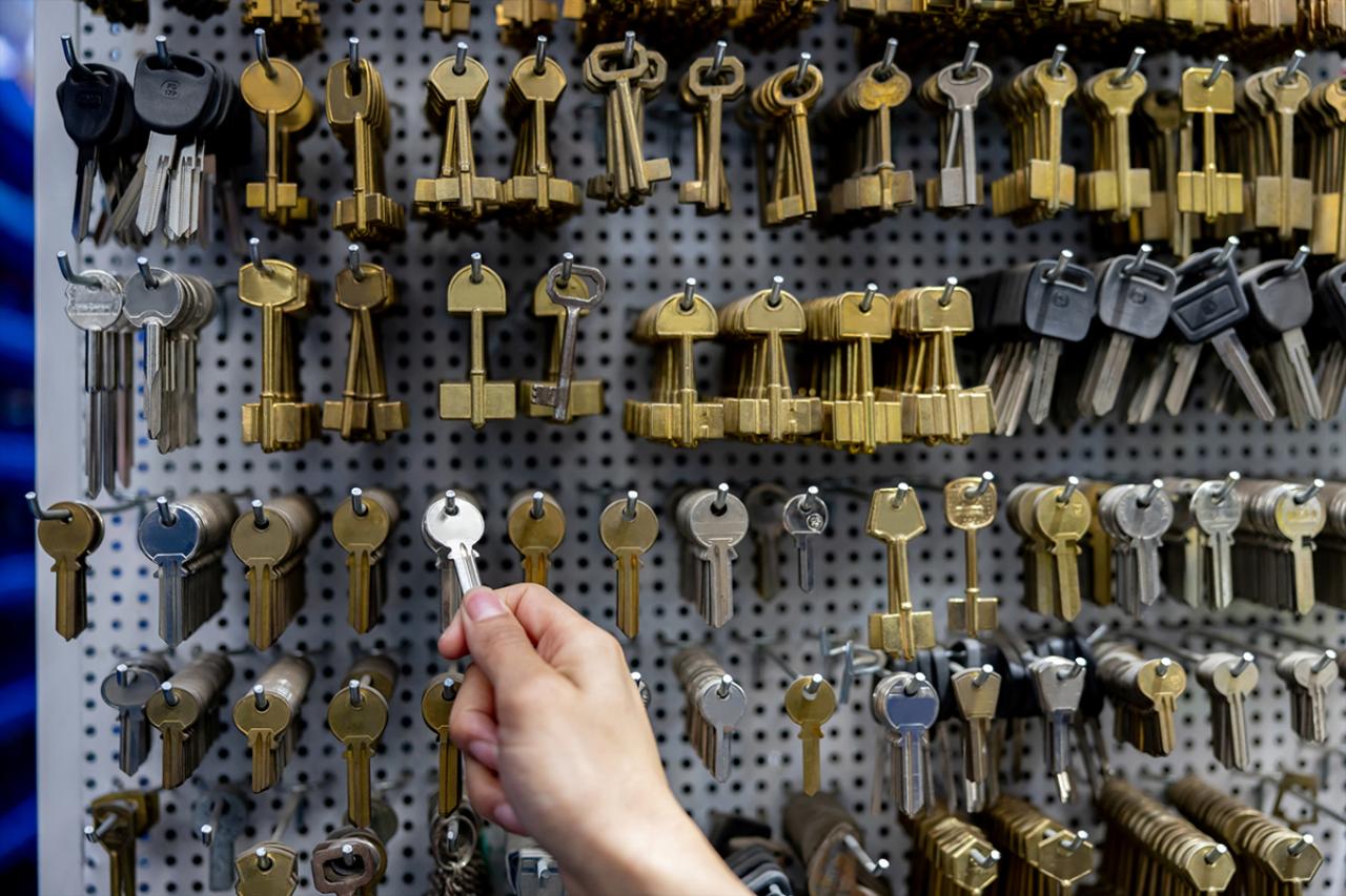
Building Key Copying