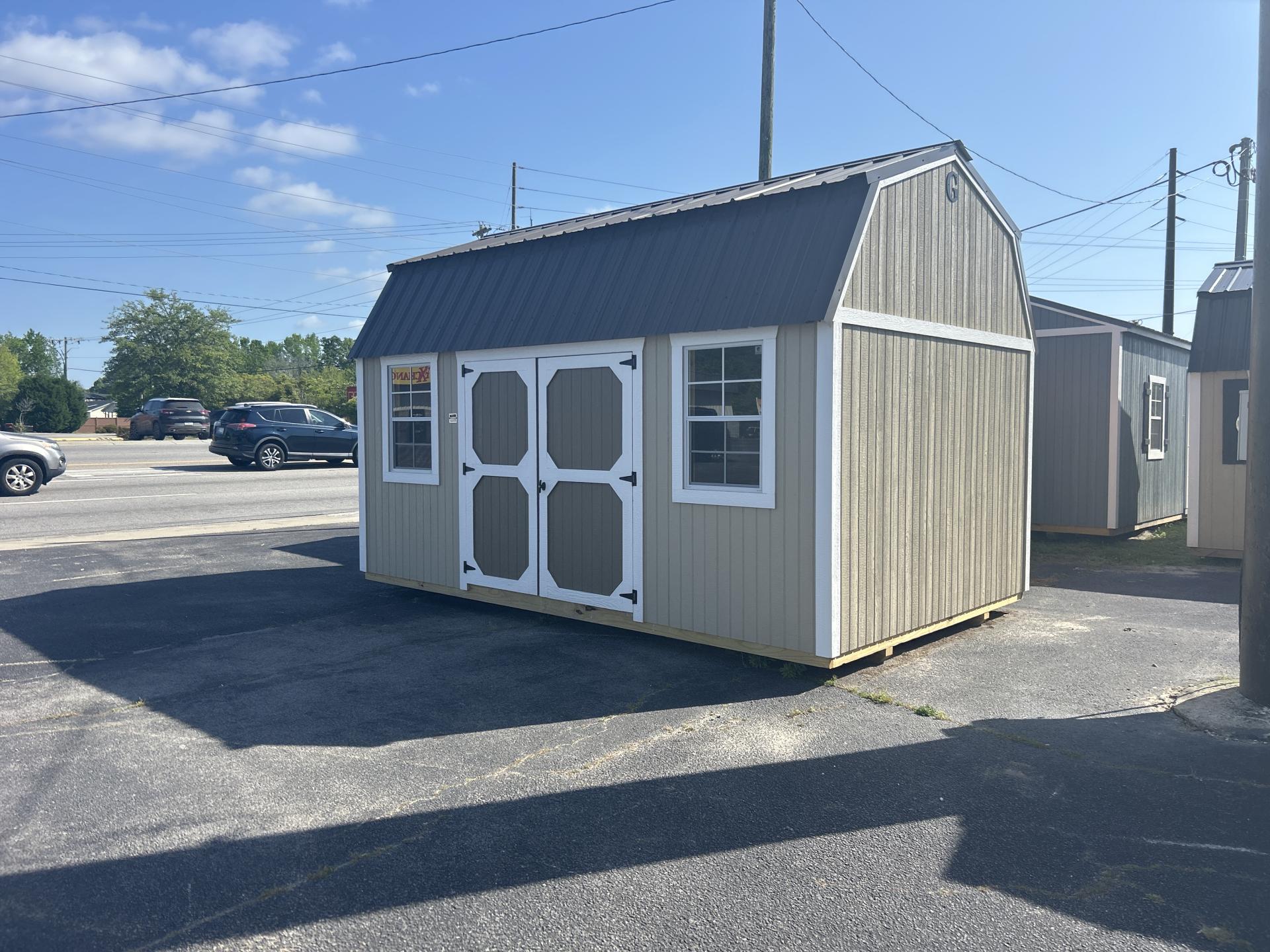 10x16 SIDE LOFTED BARN