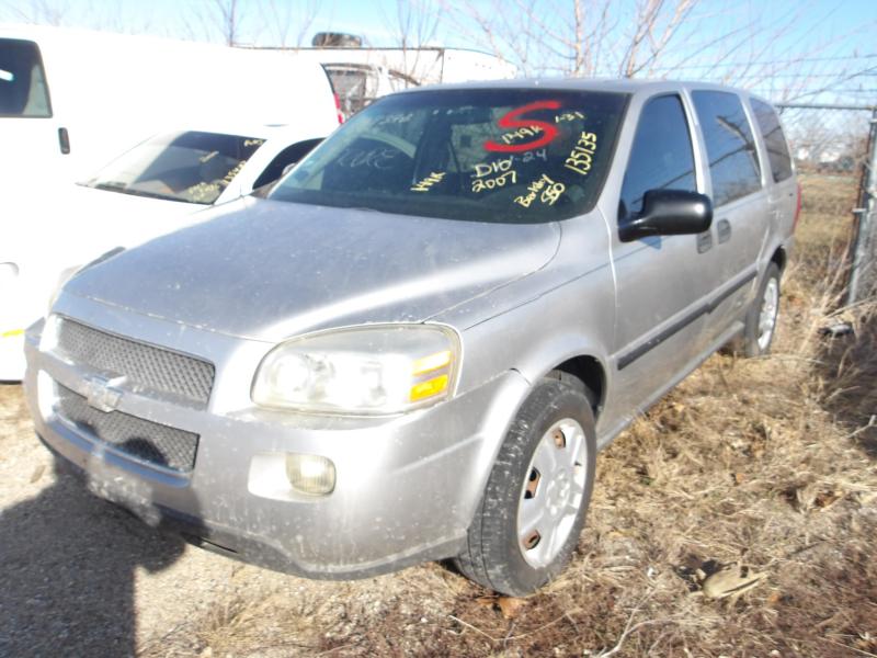 D10 - 2007 Chevrolet Uplander LS