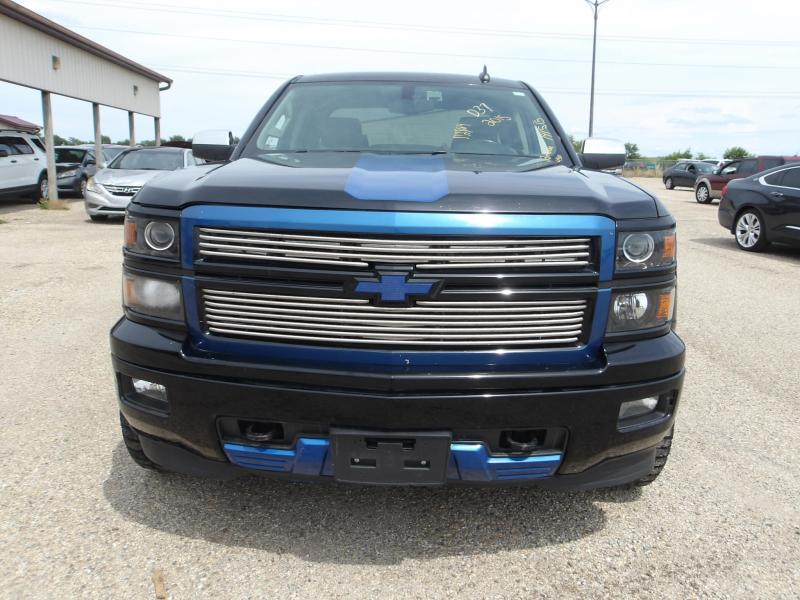 D37 - 2015 Chevrolet Silverado LT