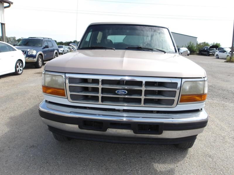 C2 - 1996 Ford Bronco XLT